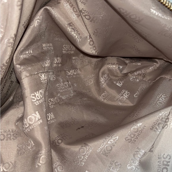 Michael Kors long chain shoulder tote - Picture 10 of 13